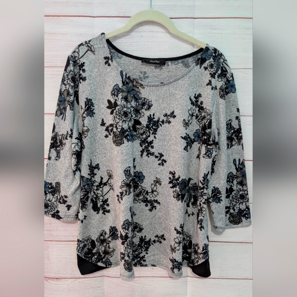 Mandee Floral Print Women's Top - Black and Gray 🩶 Size XL
